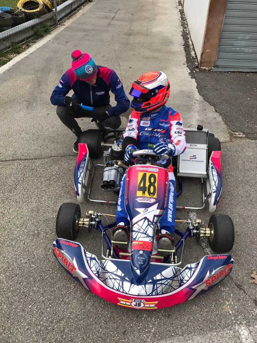 Coaching karting au circuit de l'Enclos, à Levier